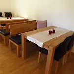 Haus Matt 3* Laterns