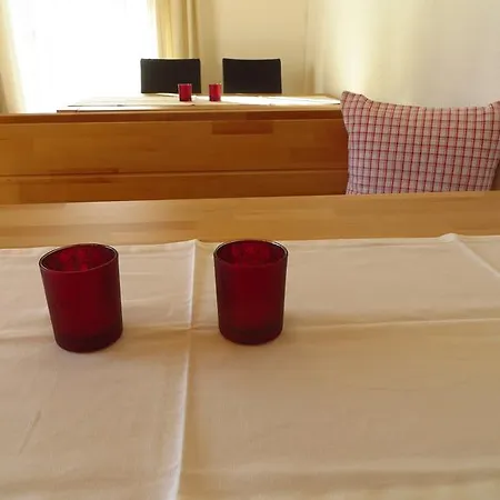 Haus Matt Guest house Laterns